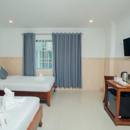 White Corner Hotel Phnom Penh Extérieur photo