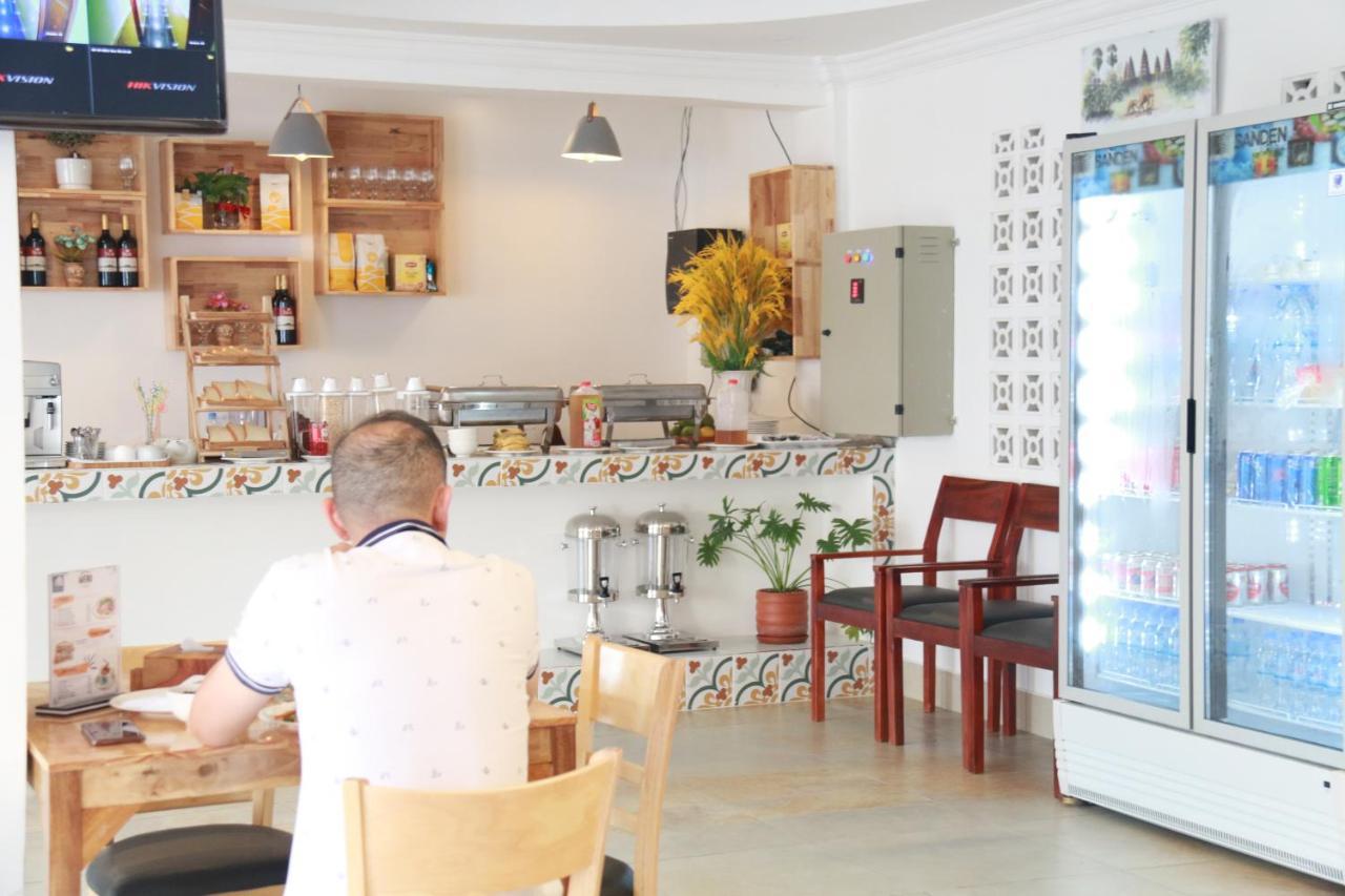 White Corner Hotel Phnom Penh Extérieur photo