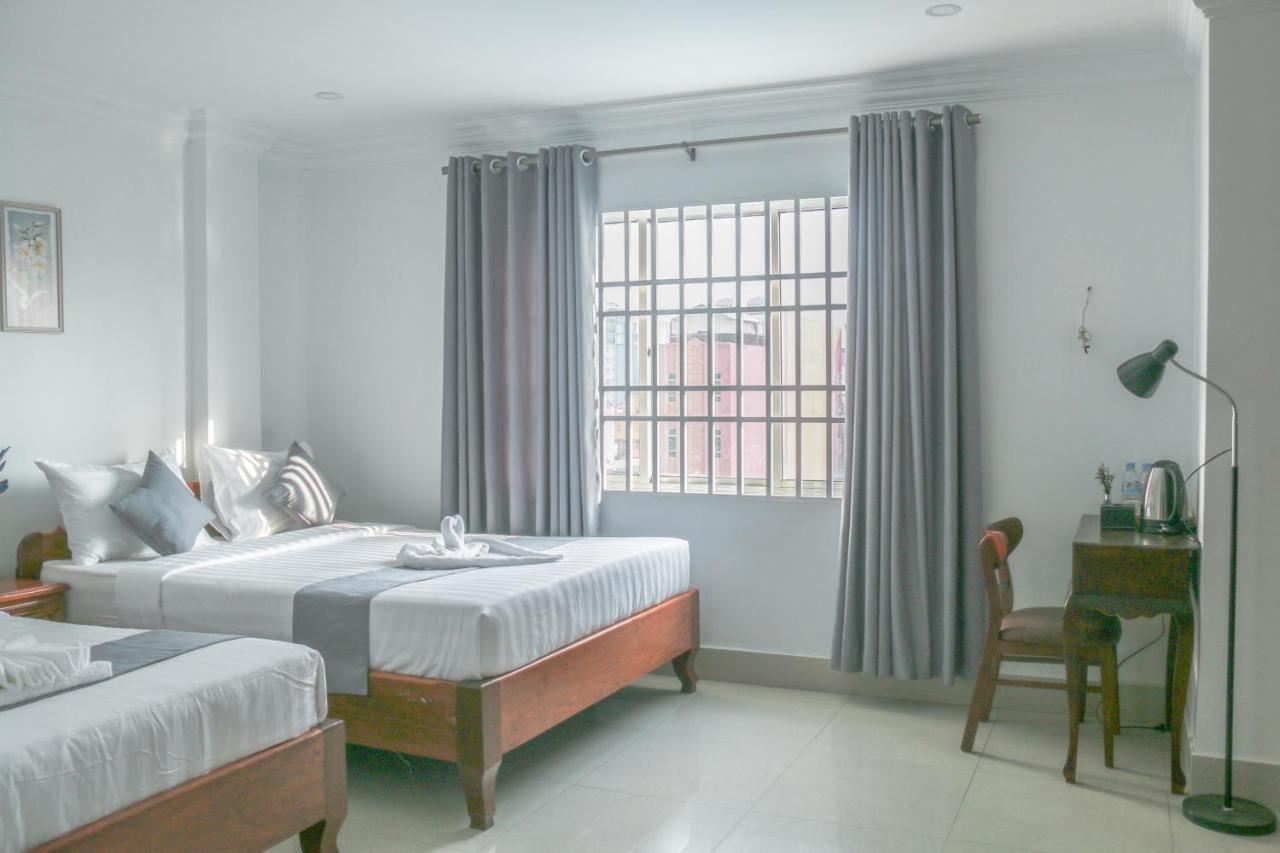 White Corner Hotel Phnom Penh Extérieur photo
