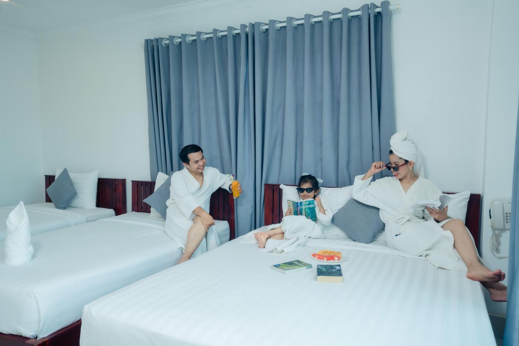 White Corner Hotel Phnom Penh Extérieur photo