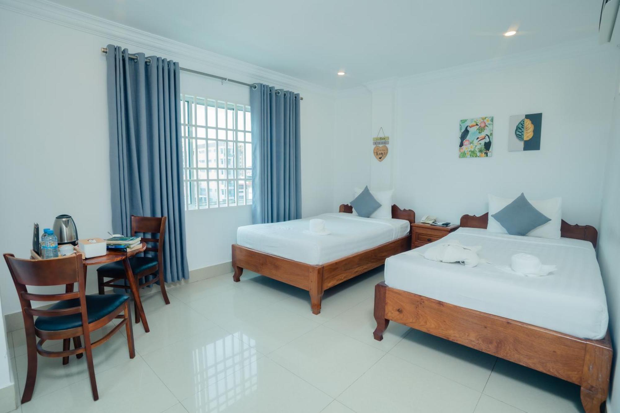White Corner Hotel Phnom Penh Extérieur photo
